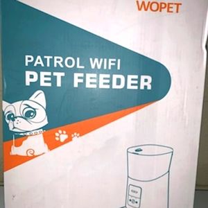 Pet Feeder